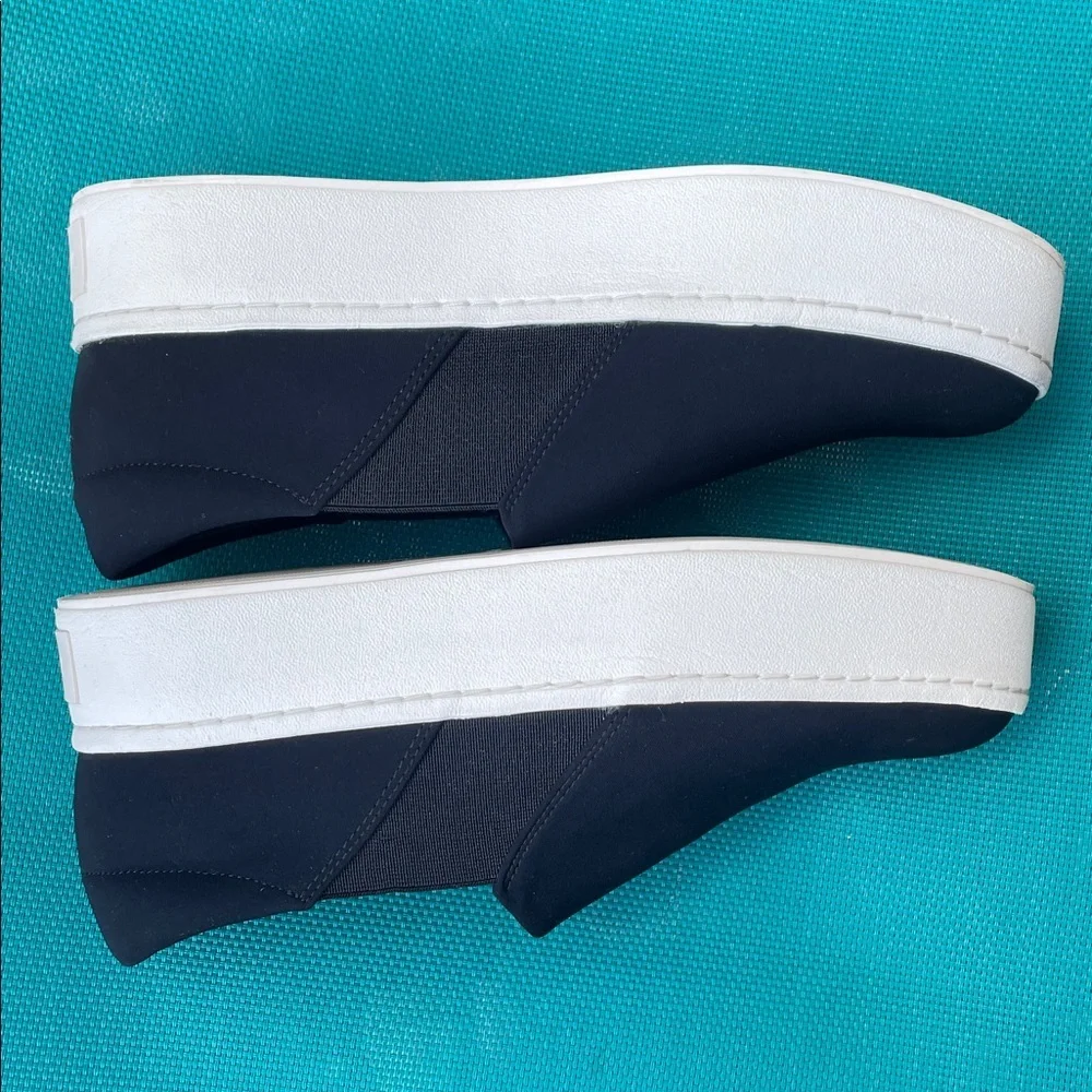 Vince Shoes Womens 36.M Warren Slip On Sneakers Black Fabric Casual Platform